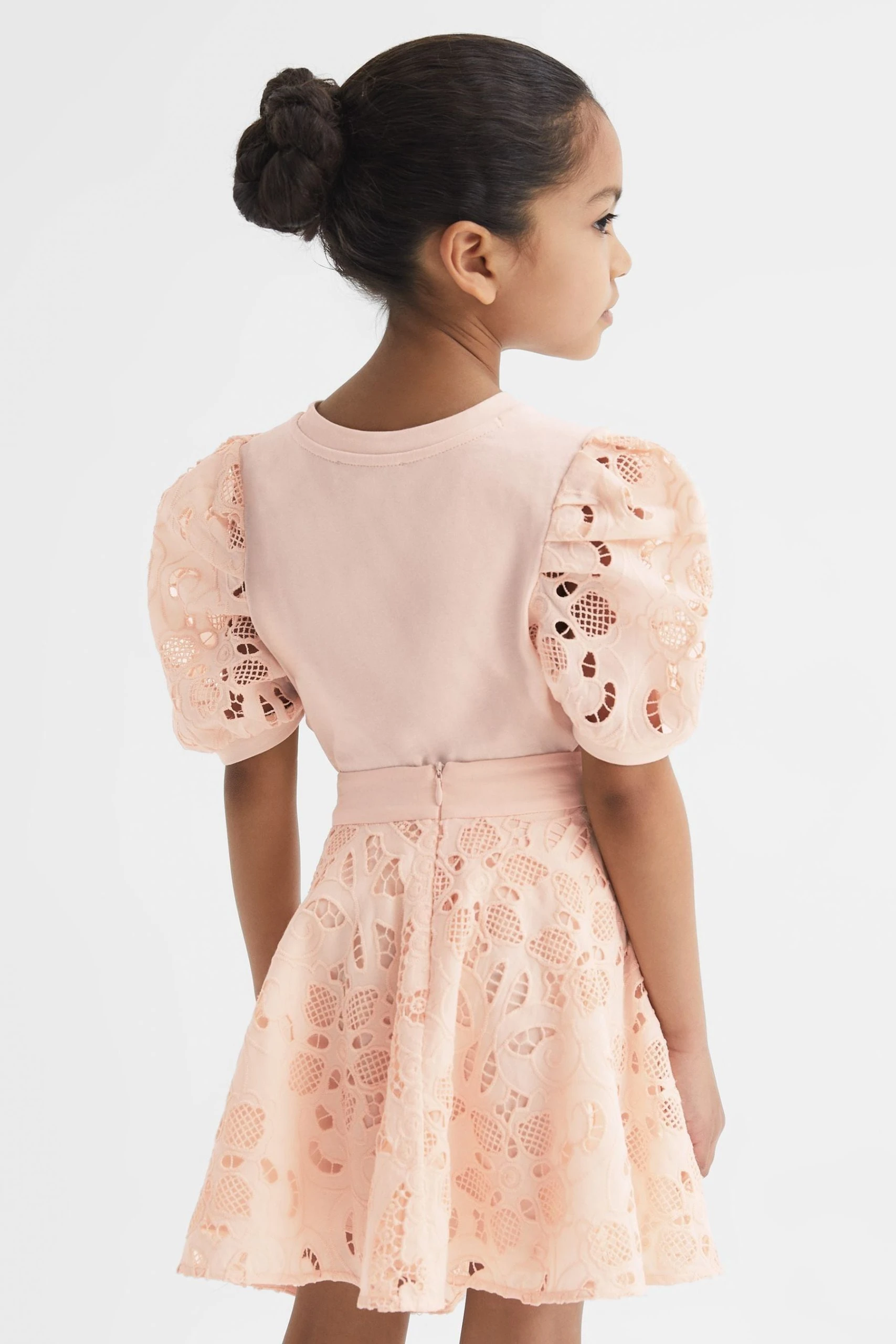 Reiss Alberta Floral Lace Puff Sleeve T-Shirt 7 Reiss Alberta Floral Lace Puff Sleeve T-Shirt - Image 5